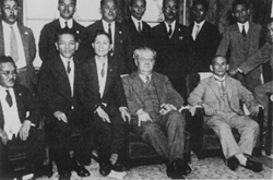 昭和６年、エド・フィンメンＩＴＦ書記長が来日した際の記念写真