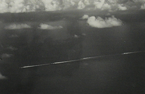 1942（昭和17）年10月9日　米軍が撮影したチョイセル島東方沖のトウキョウ・エクスプレス