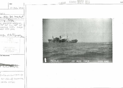 1943(昭和18)年8月13日、米潜水艦 Paddleの攻撃を受ける安宅丸（イタリア船Ada）